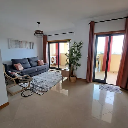 Lovely 1bdr Penthouse With Sea View - Apartamento