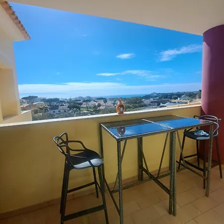 Lovely 1bdr Penthouse With Sea View - Apartment